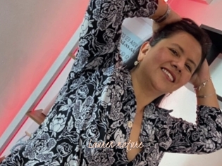 Lauren_mature