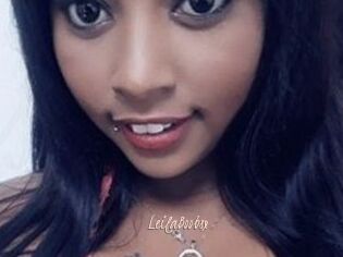 LeilaBoobsx