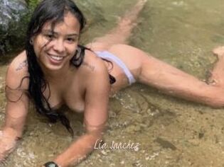 Lia_Sanchez