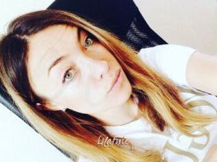 LolaFoxie