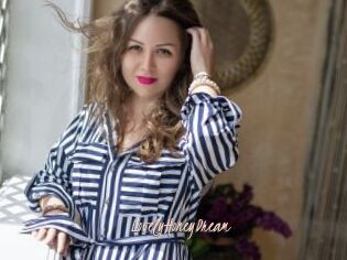LovelyHoneyDream
