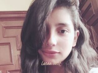 Lunaa_sweet
