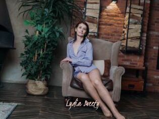 Lydia_Sweety