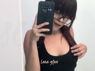 Lara_glass