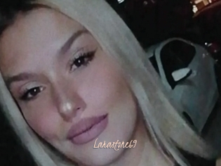 Larastone69