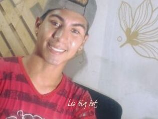 Leo_big_hot