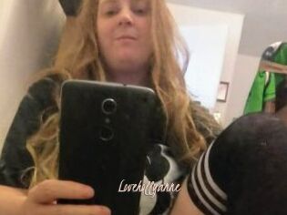 Lovehollyanne