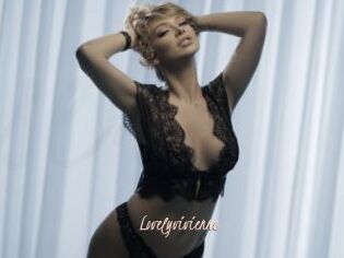 Lovelyvivienne