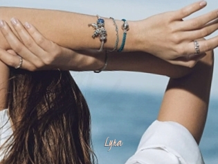 Lyra