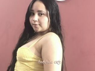 Madeleine_cute