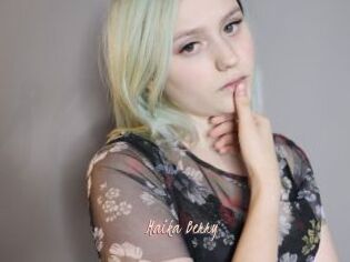 Maika_Berry