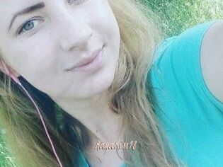 MayaKiss18