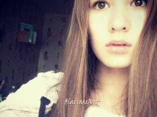 MiaEvansSweet