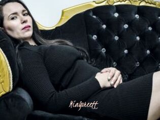 MiaGoreett