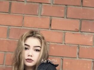 Mia_Beller