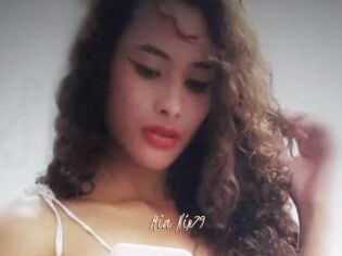 Mia_Nix79