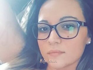 Mila_Monroe