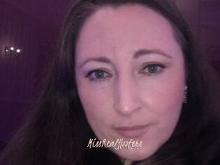 MissRealHooters