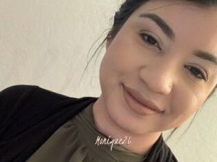 Monique26