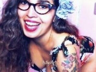 MsShyViolet