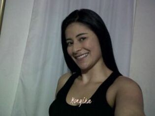 Momyira