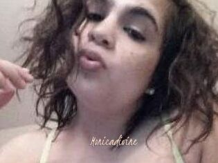 Monica_divine
