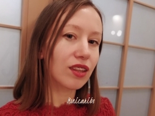 Monicaribs
