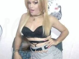 Naomytshot