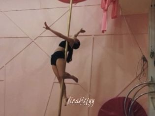 Ninakittyy