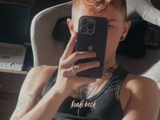 Noah_beck