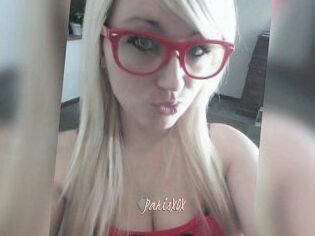 ParisXOX