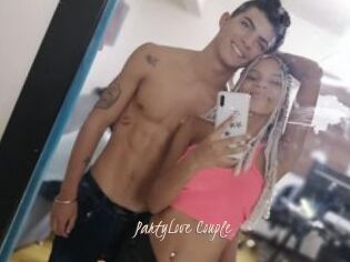 PartyLove_Couple