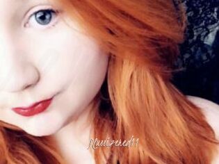 Plussizered11