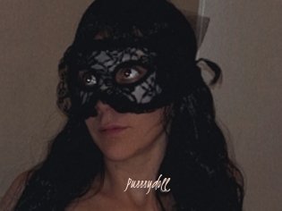 Pusssydoll