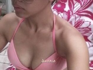 Quuen_mia