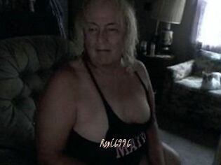 Roxi6996