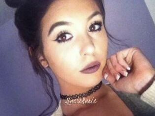 Stacie_Marie