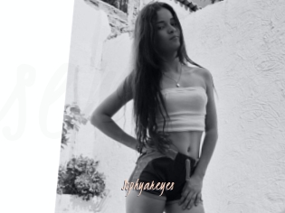 Sophyareyes