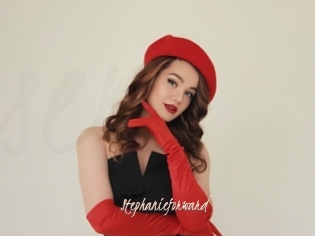 Stephanieforward