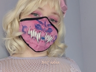 Sweet_adora
