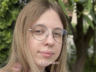 Sylviamoree