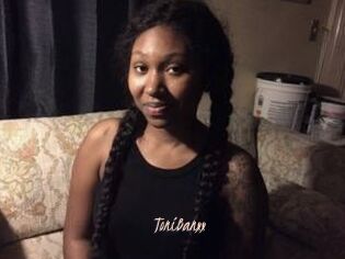 Toni_Banxx