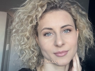 Tiffaniroze