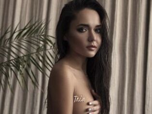 Tnia