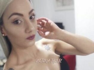 VICTORIA_THORNE