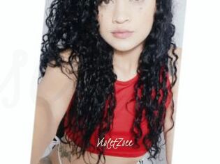 VioletZoee