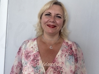 Viviennefrost