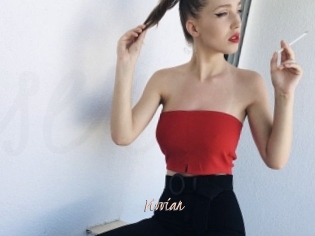 Vivvian