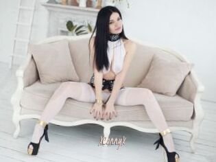 XConnyX