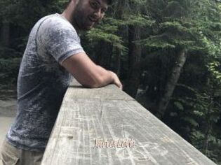 Xavier_Lewis